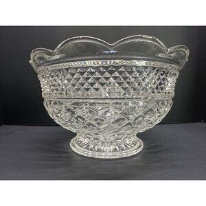 Vtg Anchor Hocking Wexford Style Bowl Centerpiece Footed Glass Diamond 10" DIA